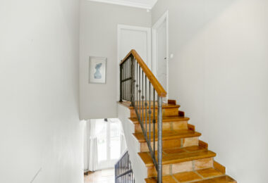 Beautiful, south west facing, two bedroom Villa located in the tranquil hills of the Sierra Blanca Country Club