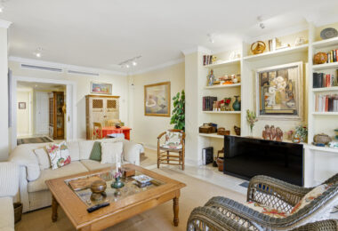 Exclusive Beachfront Two-Bedroom South-Facing Apartment with Sea Views in La Herradura, Marbella