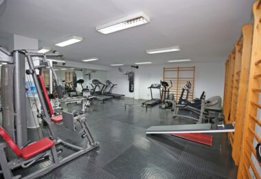 Impressive three bedroom, south facing duplex penthouse in the well-known and gated community Marbella Real