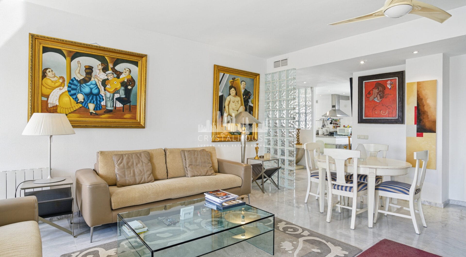 Impressive three bedroom, south facing duplex penthouse in the well-known and gated community Marbella Real