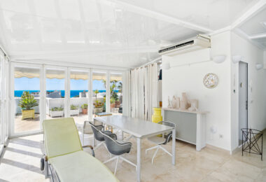 Impressive three bedroom, south facing duplex penthouse in the well-known and gated community Marbella Real