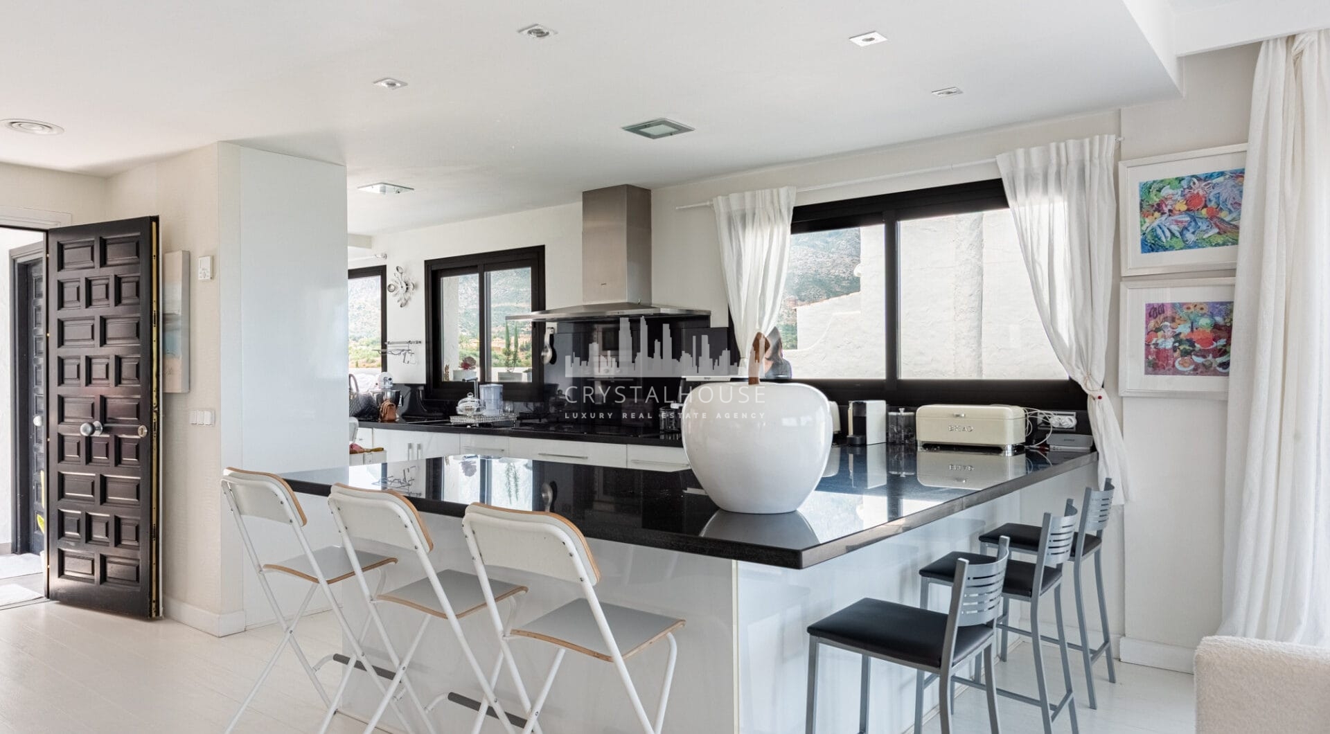 Elegant Penthouse with Breathtaking Views in Coto Real, Marbella’s Golden Mile