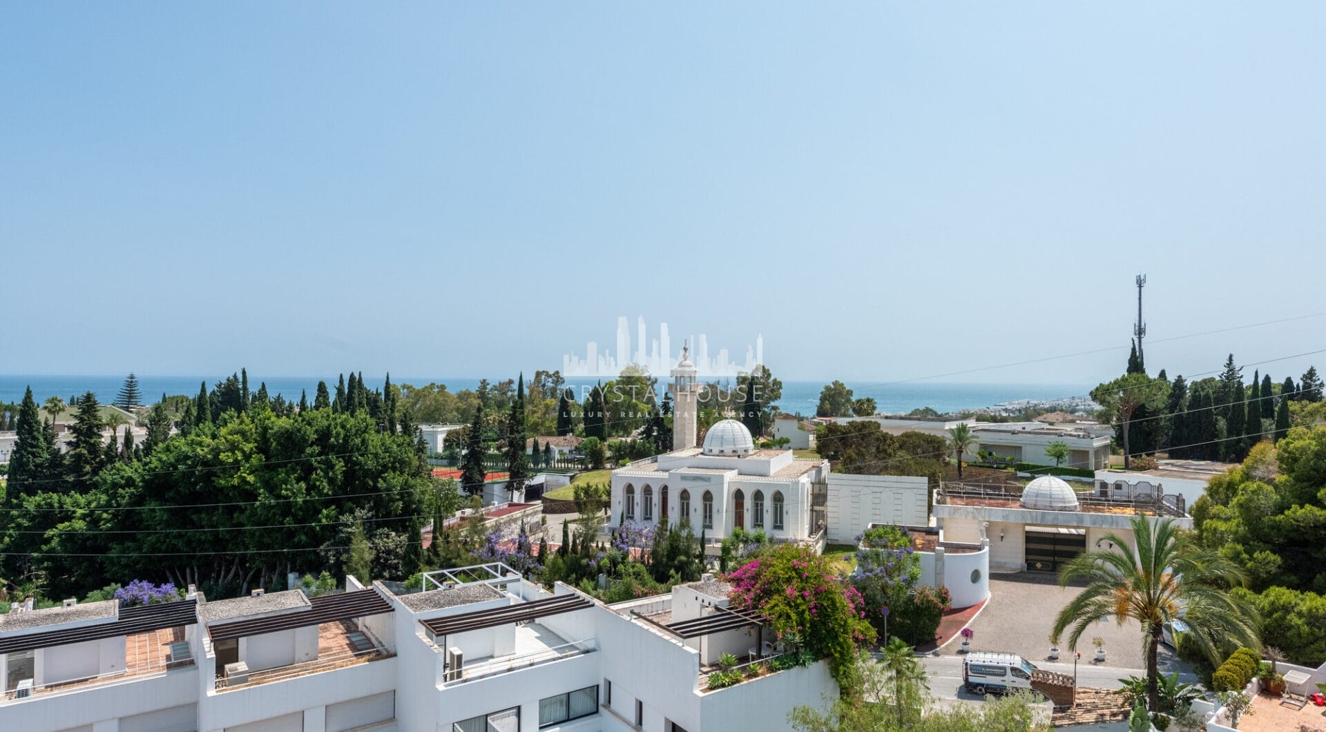 Elegant Penthouse with Breathtaking Views in Coto Real, Marbella’s Golden Mile