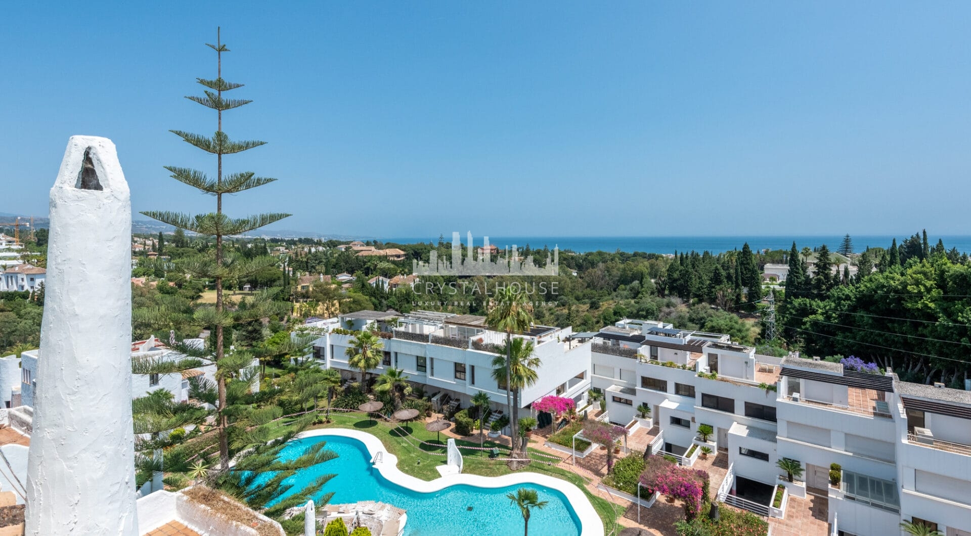 Elegant Penthouse with Breathtaking Views in Coto Real, Marbella’s Golden Mile