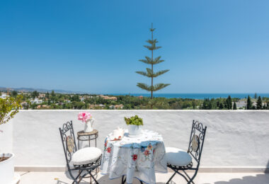 Elegant Penthouse with Breathtaking Views in Coto Real, Marbella’s Golden Mile