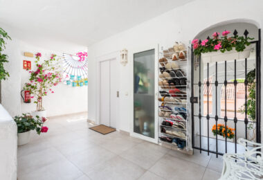 Elegant Penthouse with Breathtaking Views in Coto Real, Marbella’s Golden Mile