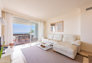 Panoramic Sea View Apartment in a Prime Elevated Position!