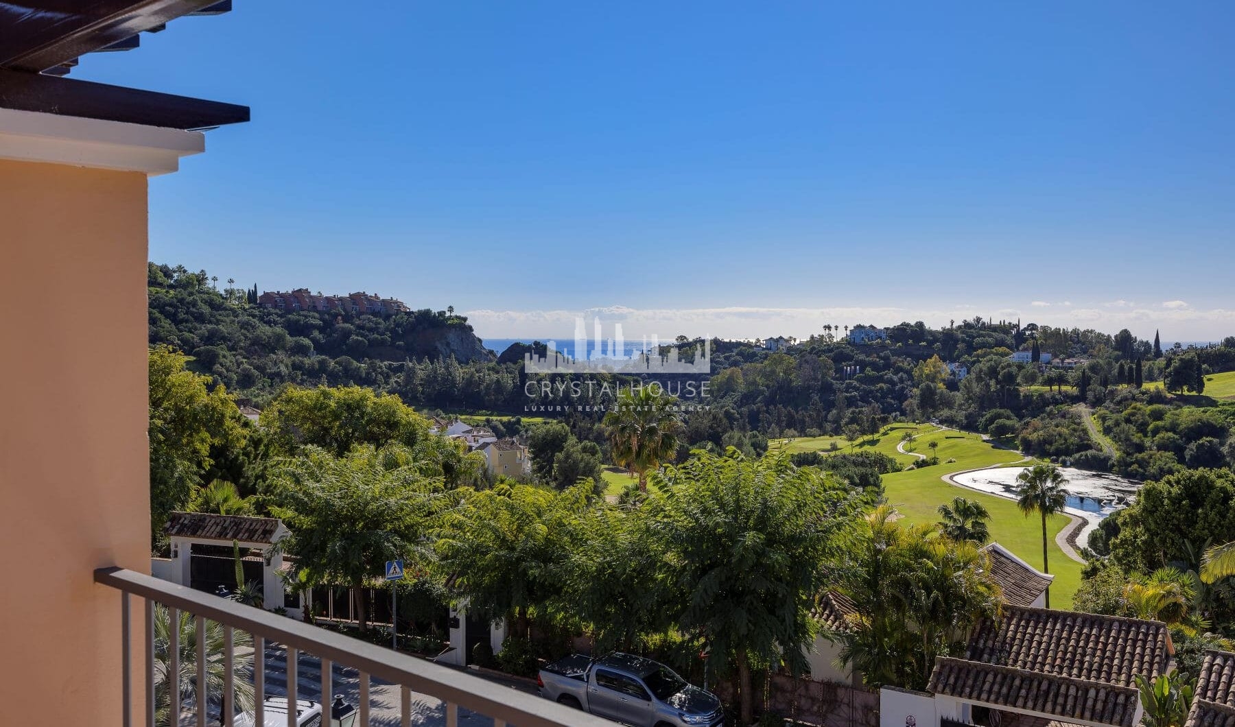 Spacious Townhouse in Los Almendros, Los Arqueros Golf