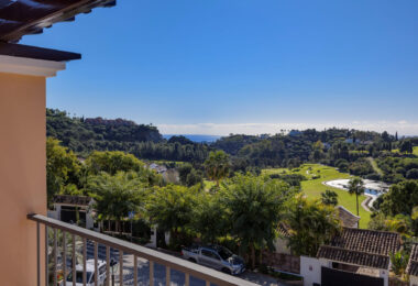 Spacious Townhouse in Los Almendros, Los Arqueros Golf