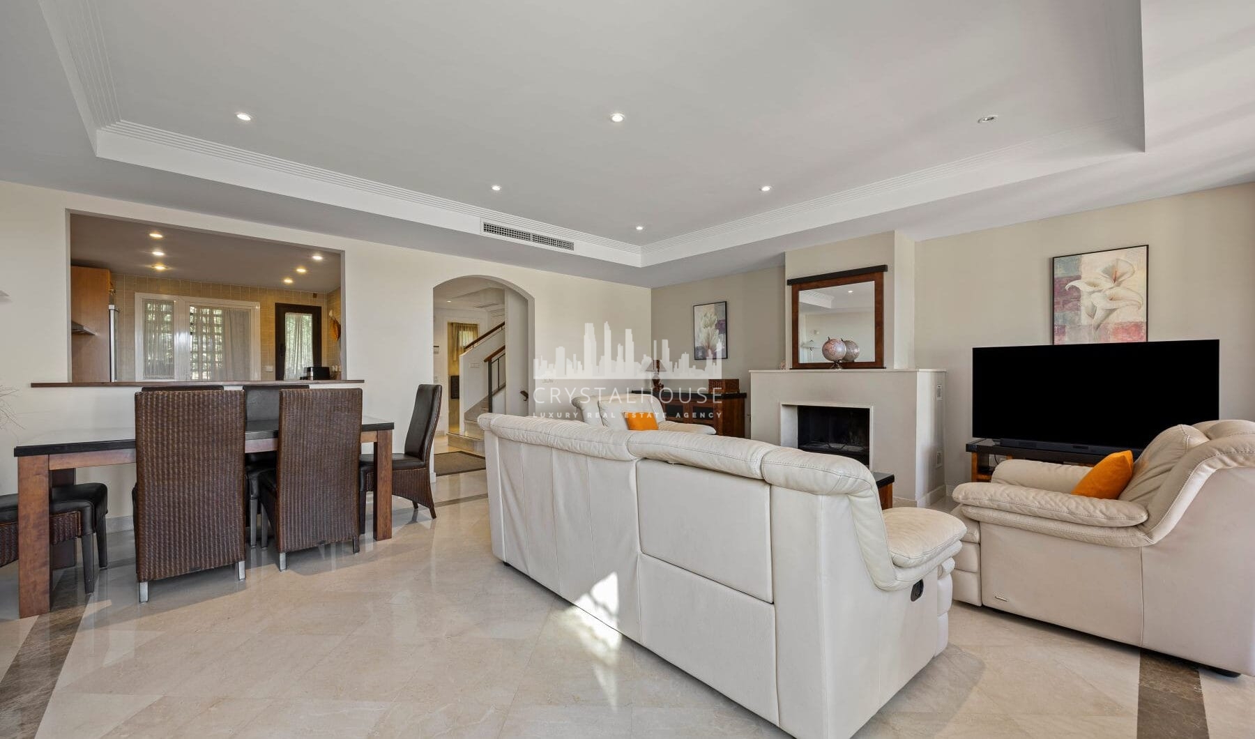 Spacious Townhouse in Los Almendros, Los Arqueros Golf