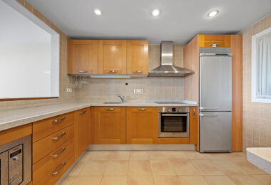 Spacious Townhouse in Los Almendros, Los Arqueros Golf