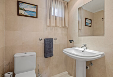 Spacious Townhouse in Los Almendros, Los Arqueros Golf