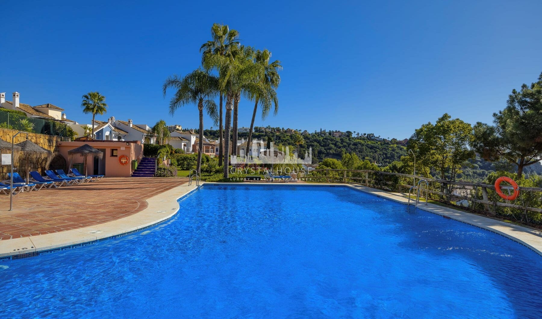 Spacious Townhouse in Los Almendros, Los Arqueros Golf