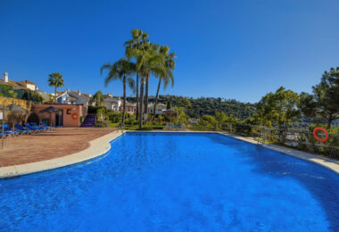 Spacious Townhouse in Los Almendros, Los Arqueros Golf