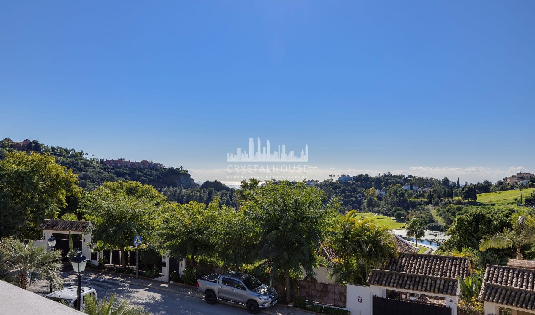 Spacious Townhouse in Los Almendros, Los Arqueros Golf