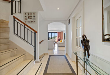 Spacious Townhouse in Los Almendros, Los Arqueros Golf