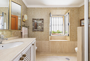 Charming  house , located in Marbella's Old Town.