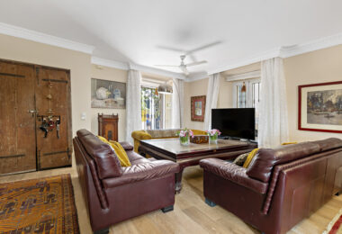 Charming  house , located in Marbella's Old Town.