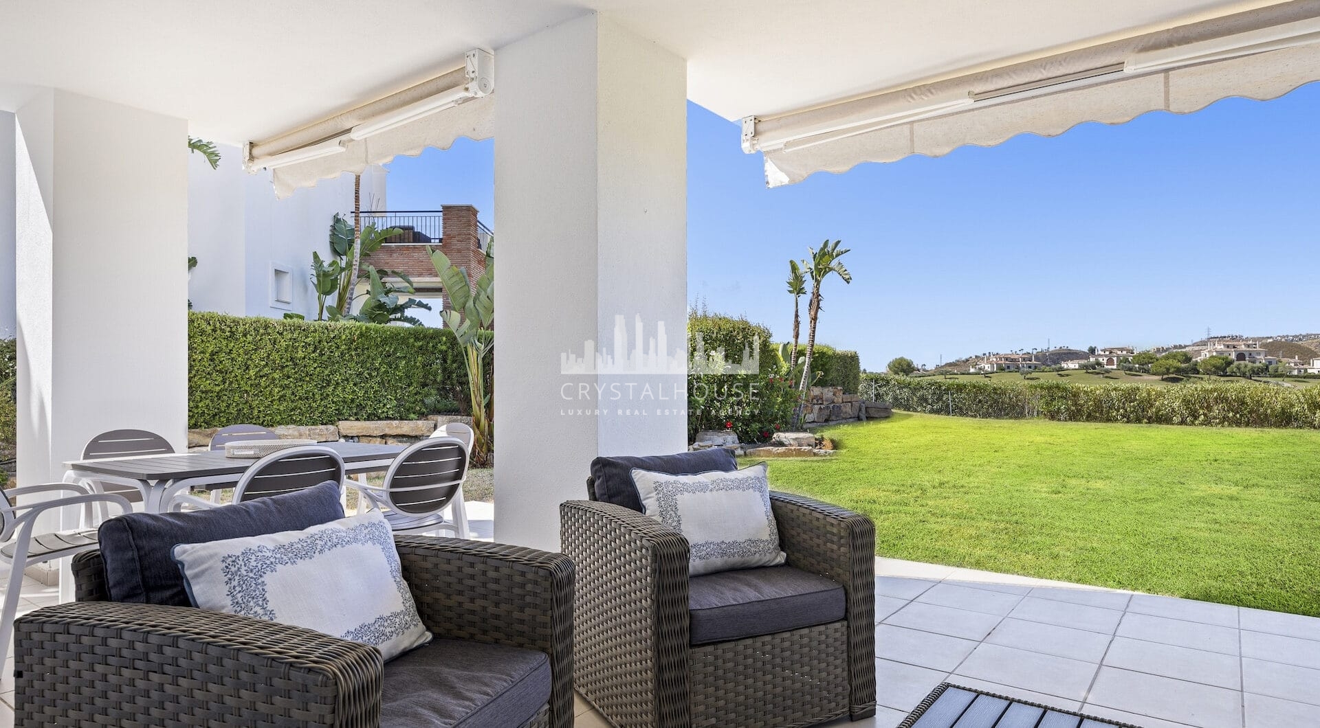 Ground Floor Apartment in Los Arqueros, Benahavís