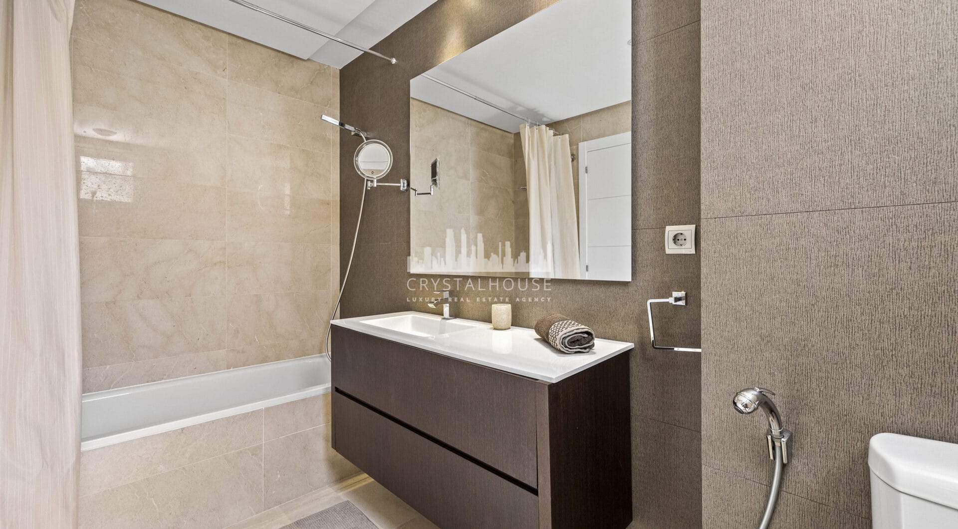 Ground Floor Apartment in Los Arqueros, Benahavís