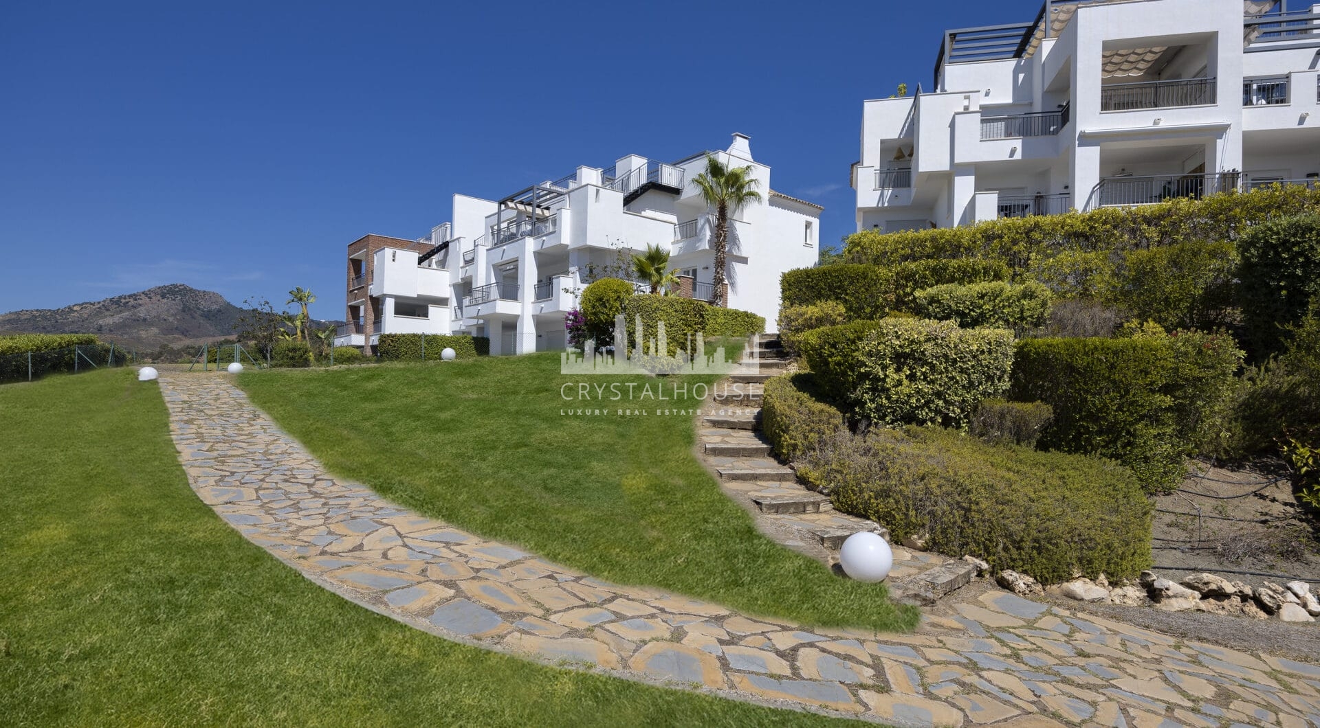 Ground Floor Apartment in Los Arqueros, Benahavís