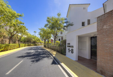 Ground Floor Apartment in Los Arqueros, Benahavís