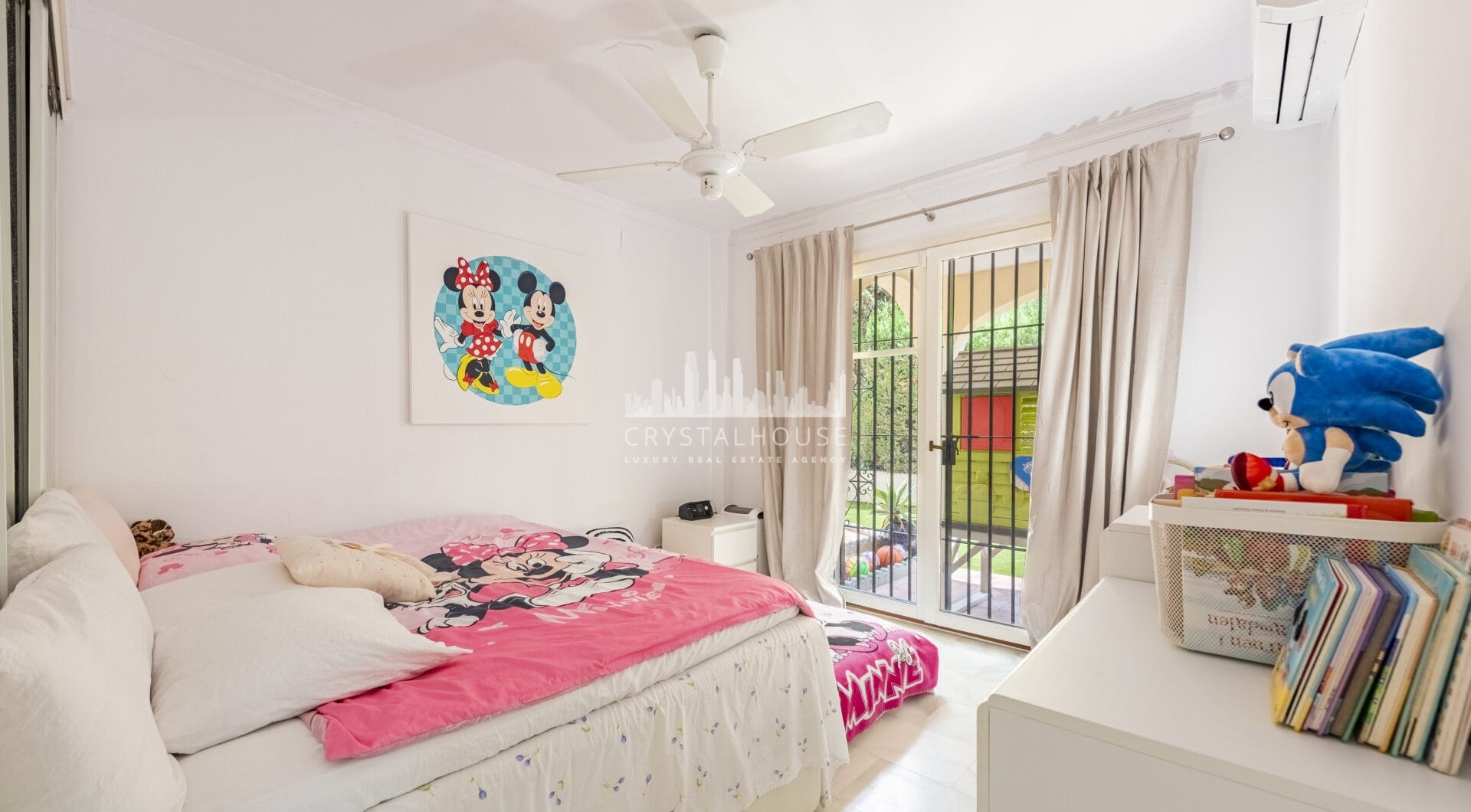 Exceptional Ground Floor Corner Apartment in El Paraíso, Estepona