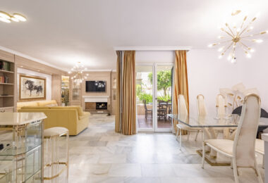 Exceptional Ground Floor Corner Apartment in El Paraíso, Estepona