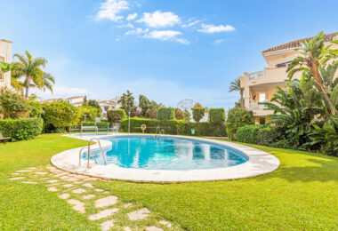Exceptional Ground Floor Corner Apartment in El Paraíso, Estepona