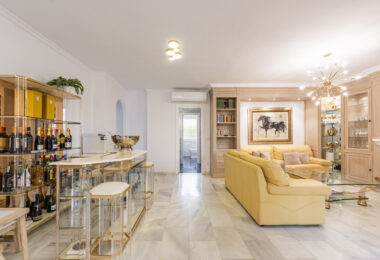 Exceptional Ground Floor Corner Apartment in El Paraíso, Estepona