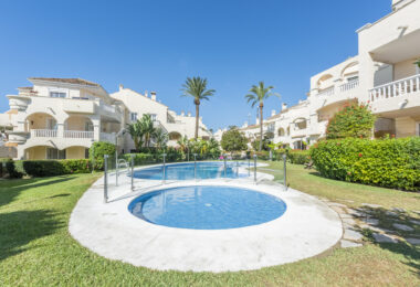 Exceptional Ground Floor Corner Apartment in El Paraíso, Estepona