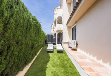 Exceptional Ground Floor Corner Apartment in El Paraíso, Estepona