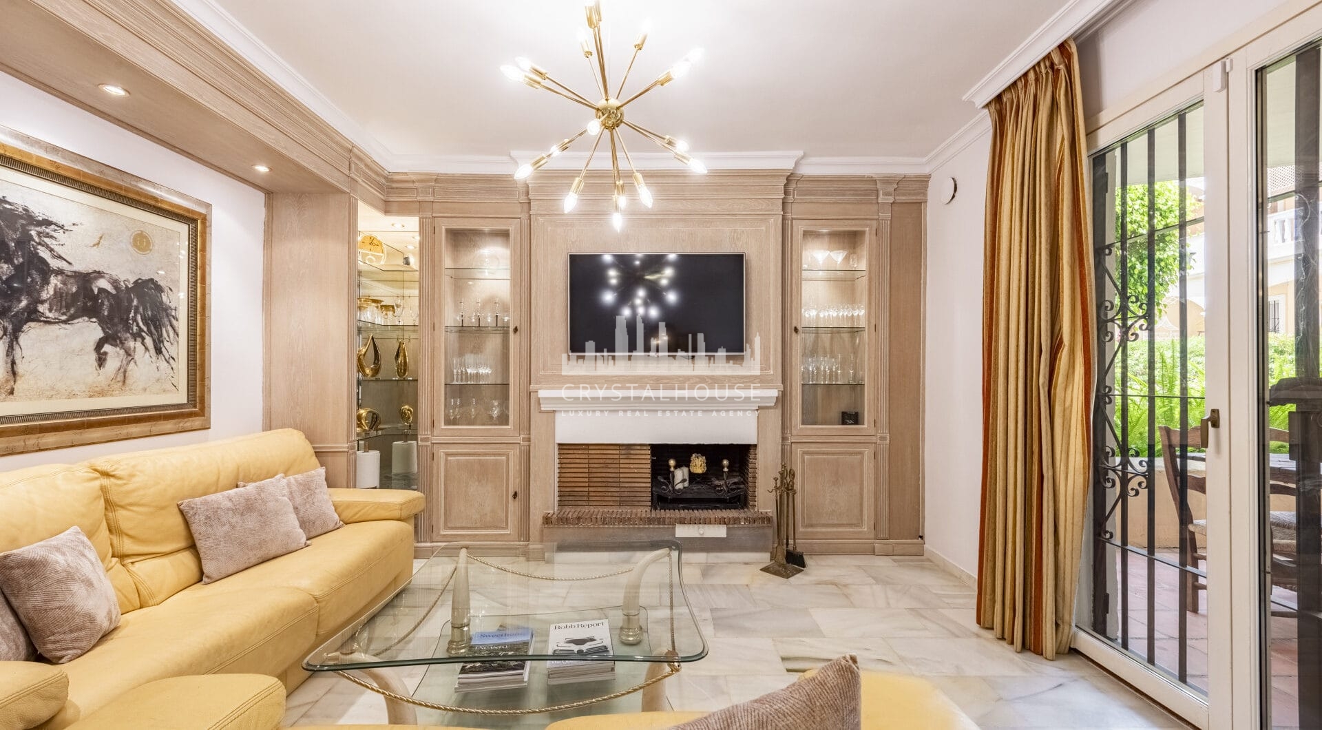 Exceptional Ground Floor Corner Apartment in El Paraíso, Estepona