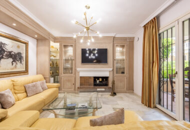 Exceptional Ground Floor Corner Apartment in El Paraíso, Estepona
