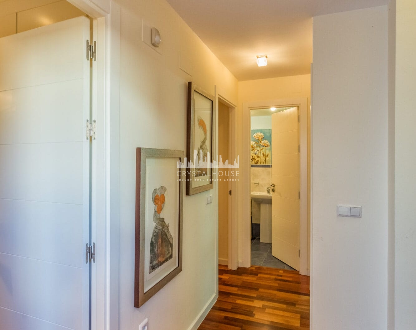 Fantastic LOW PRICE SEMI-DETACHED HOUSE!