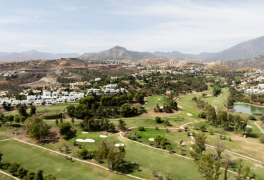Villa Felisa - Detached Villa in El Paraiso Alto, Benahavis