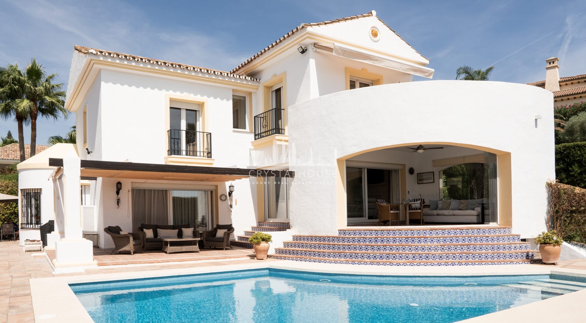 Villa Felisa - Detached Villa in El Paraiso Alto, Benahavis