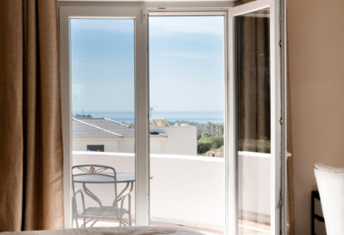 Villa Felisa - Detached Villa in El Paraiso Alto, Benahavis