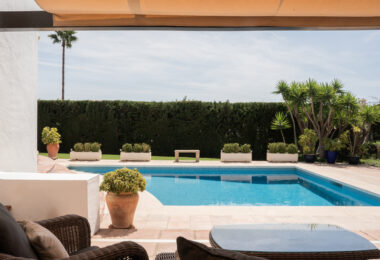 Villa Felisa - Detached Villa in El Paraiso Alto, Benahavis