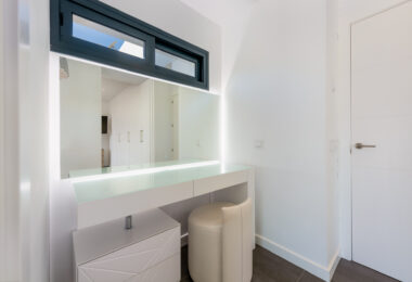 This contemporary four-bedroom detached villa, located in Atalaya Isdabe, is a perfect blend of comfort and luxury