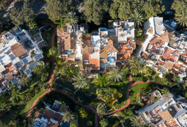 Stunning duplex penthouse beach front in the sought after area of Puerto Banús