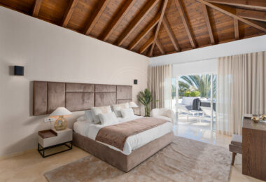 Stunning duplex penthouse beach front in the sought after area of Puerto Banús