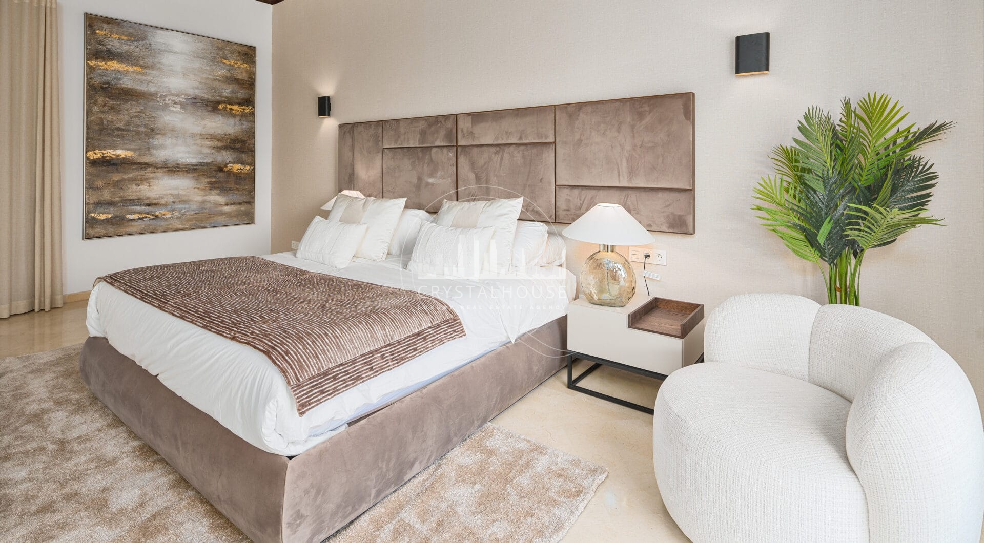 Stunning duplex penthouse beach front in the sought after area of Puerto Banús