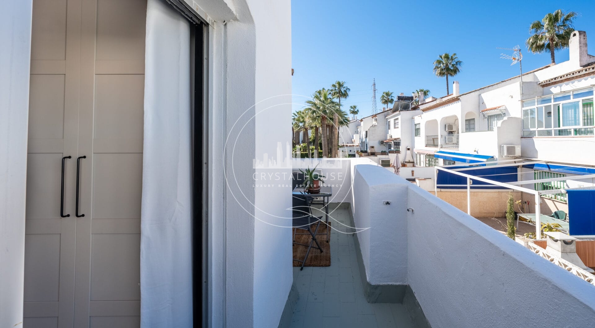 Stunning semi-detached house in Bel Air – official rental licence and 900m from the beach
