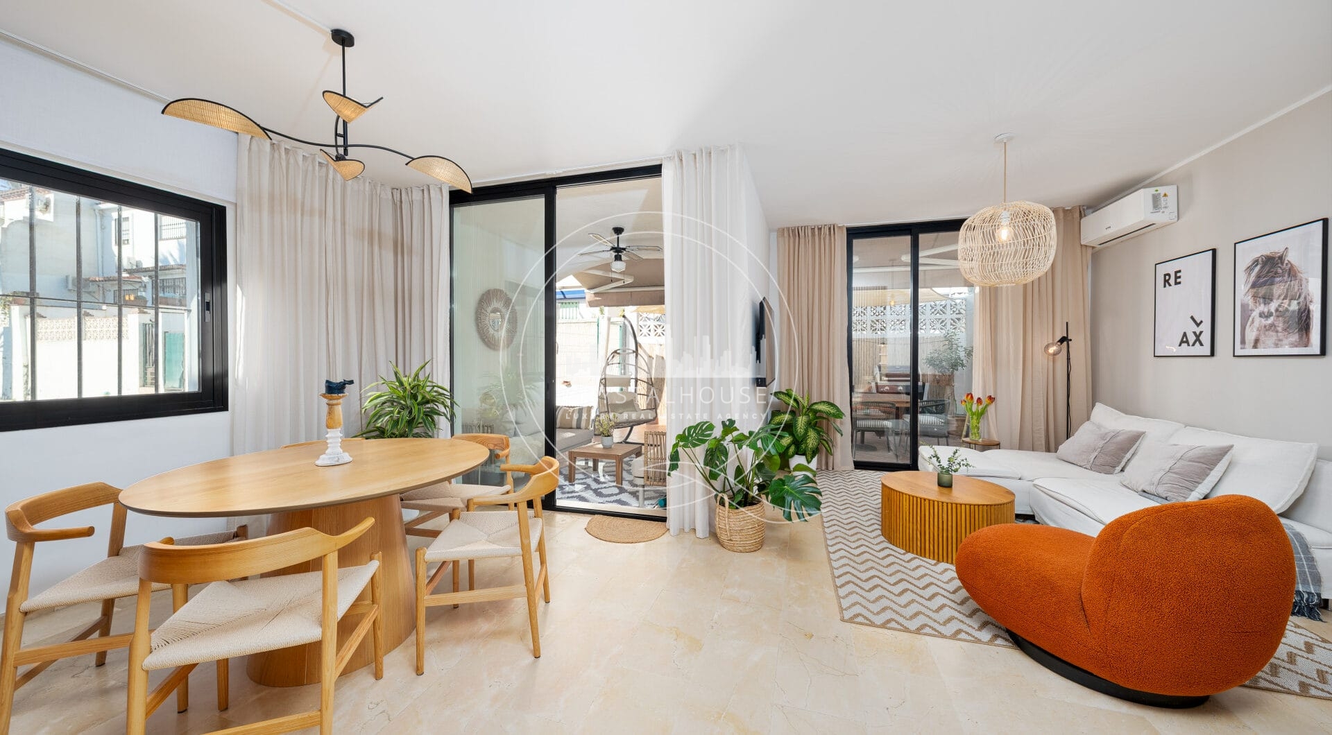Stunning semi-detached house in Bel Air – official rental licence and 900m from the beach