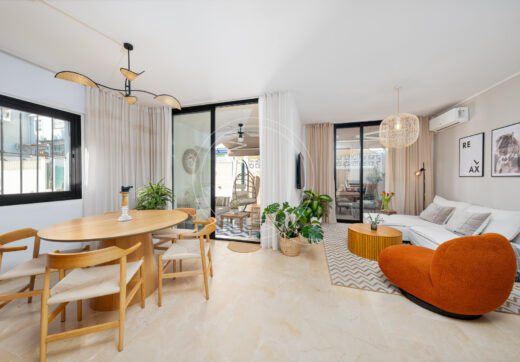 Stunning semi-detached house in Bel Air – official rental licence and 900m from the beach