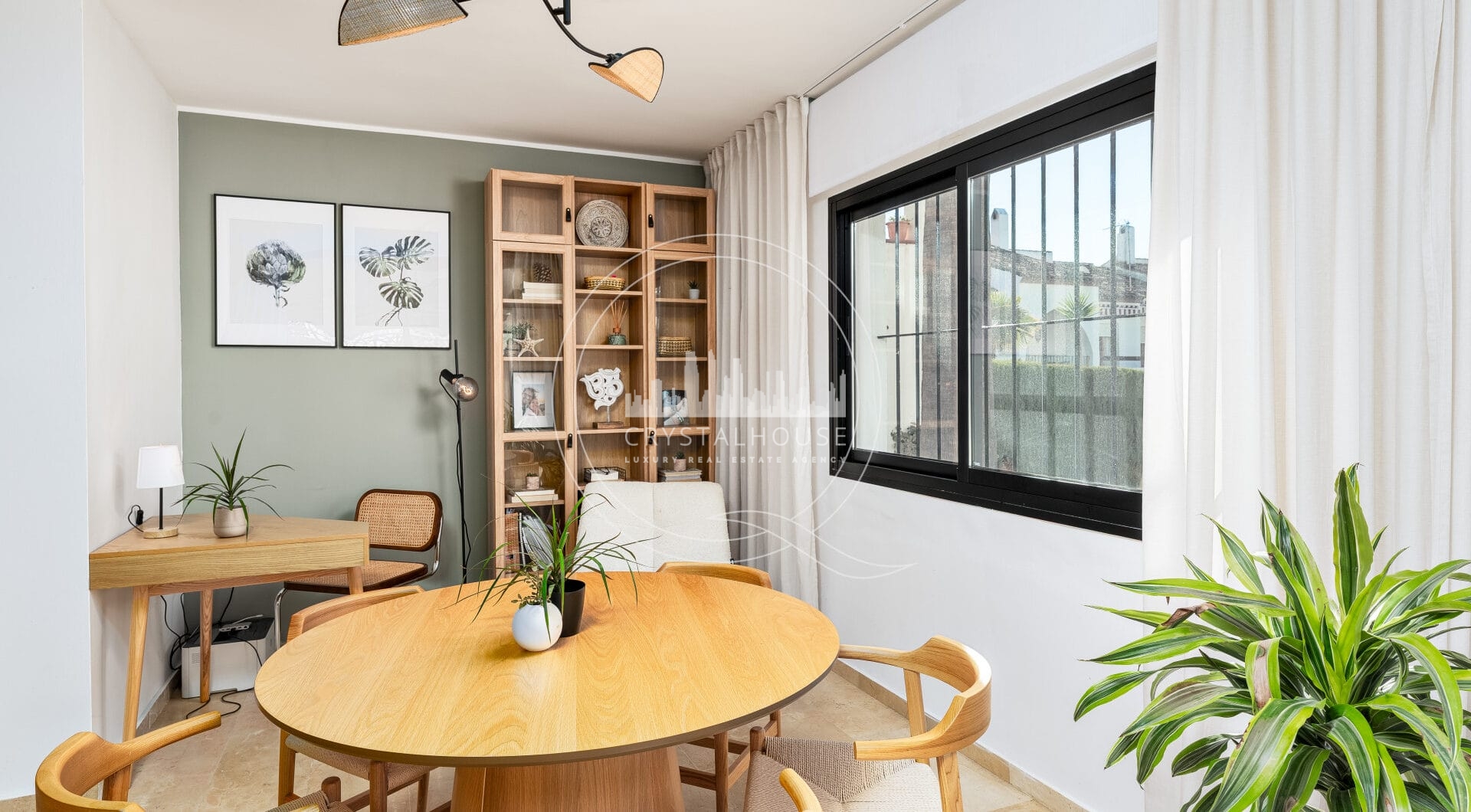 Stunning semi-detached house in Bel Air – official rental licence and 900m from the beach