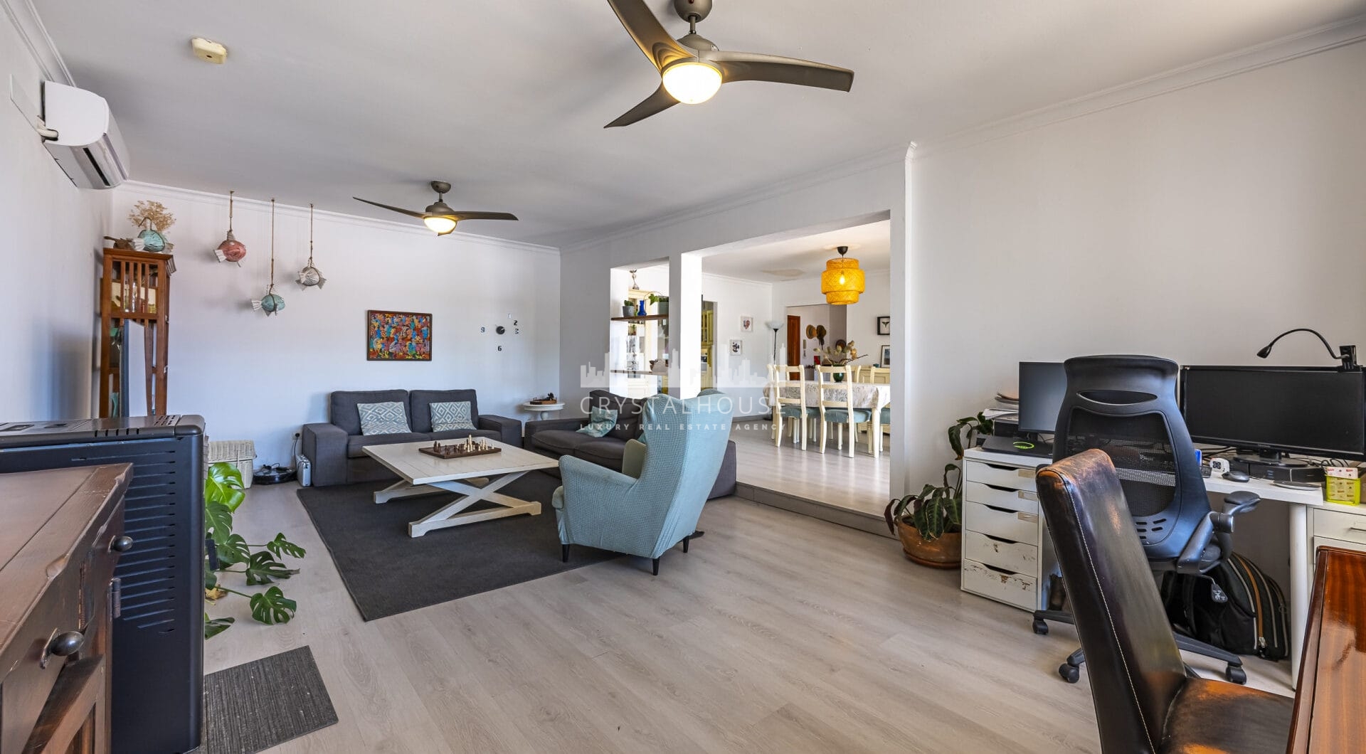 Stunning 7-Bedroom Villa with Pool, Terrace &amp; Family-Friendly Amenities