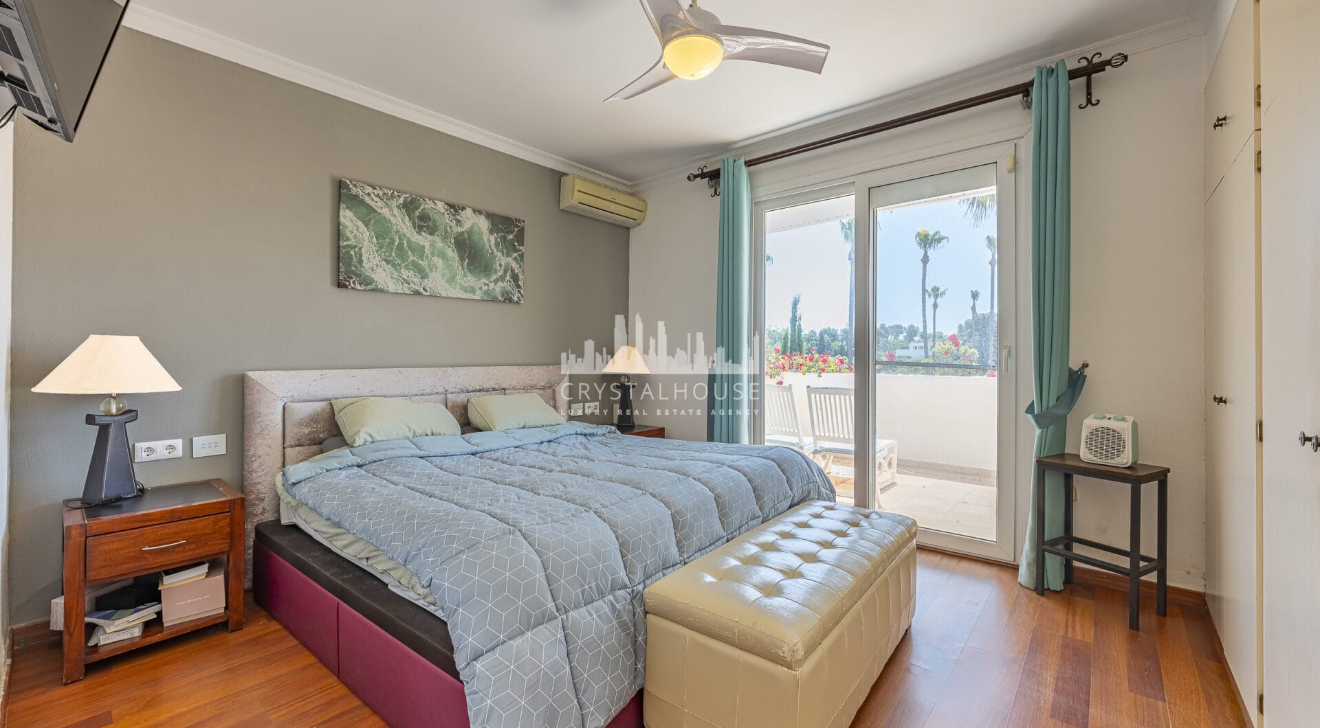 Stunning 7-Bedroom Villa with Pool, Terrace &amp; Family-Friendly Amenities