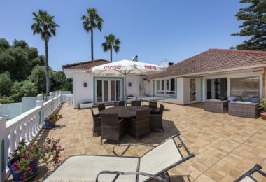 Stunning 7-Bedroom Villa with Pool, Terrace &amp; Family-Friendly Amenities